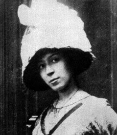 Marie vers 1910